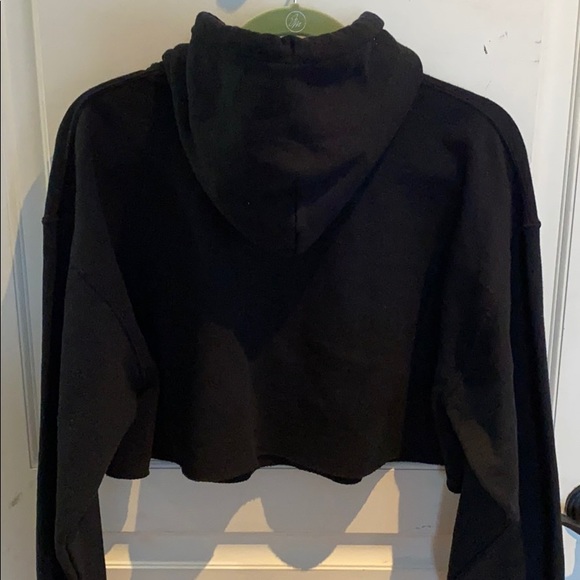 Cropped Hoodie - Picture 3 of 4